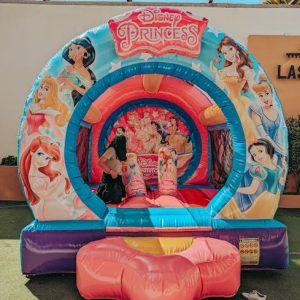 Castillo Hinchable 'Aventura Gigante'